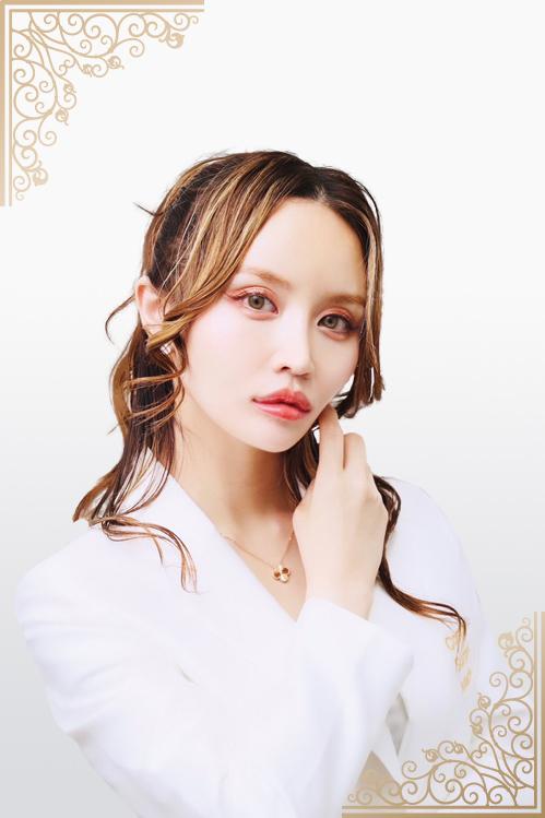 山田 真里江