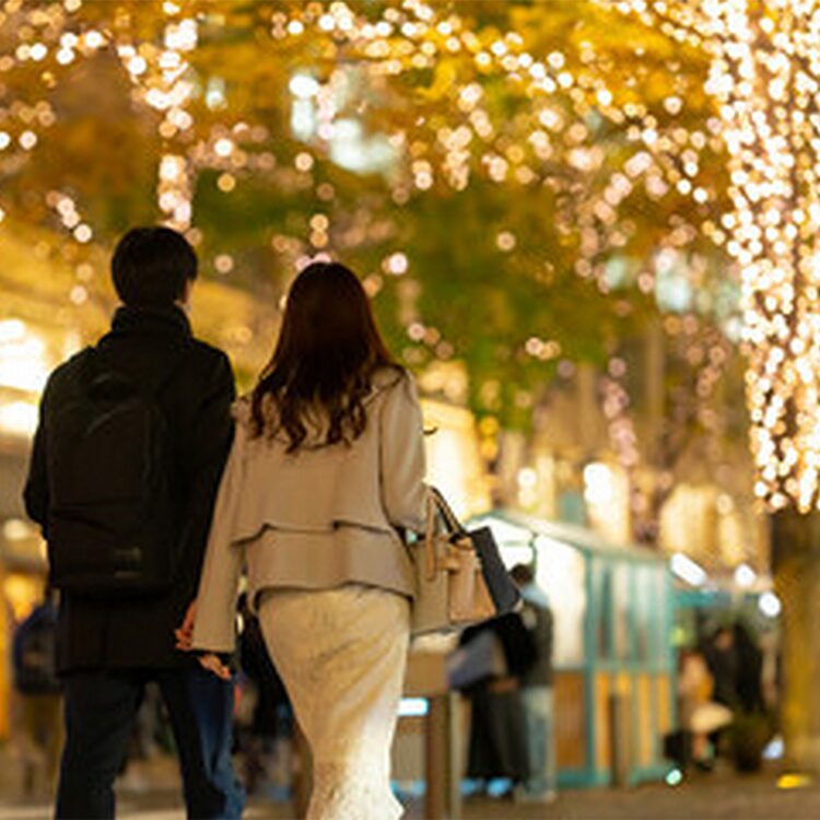 クリスマスやお正月…年末年始に最高のセックスをする方法|雰囲気づくりから名器形成まで解説